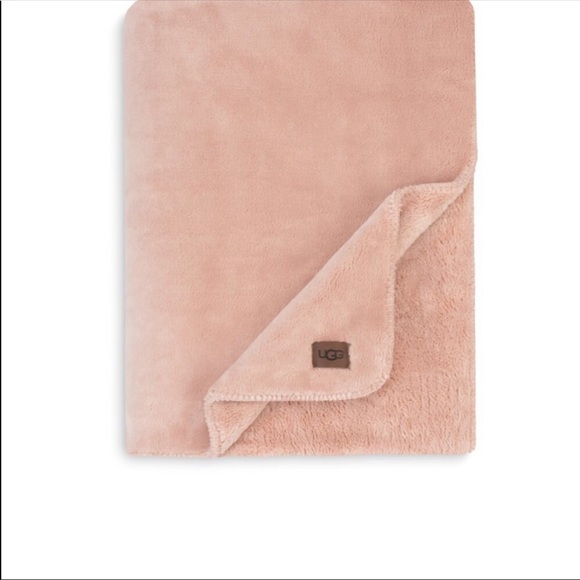UGG Other - Ugg whitecap plush blanket throw